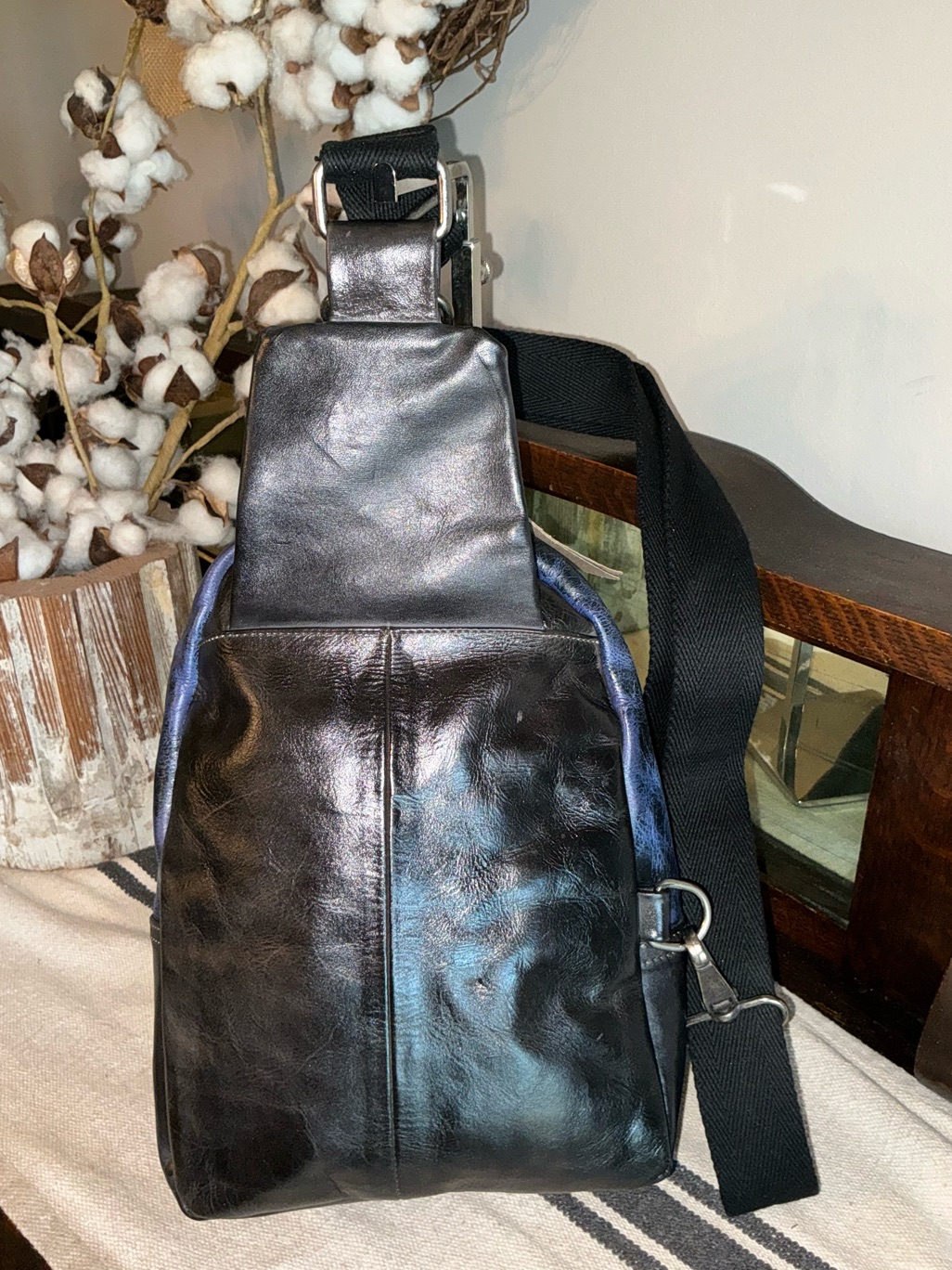 Nwt Bed Stu Leather Beau Backpack Sling Bag Future Dusk Blue Black De Msrp $260 — image 4 of 8